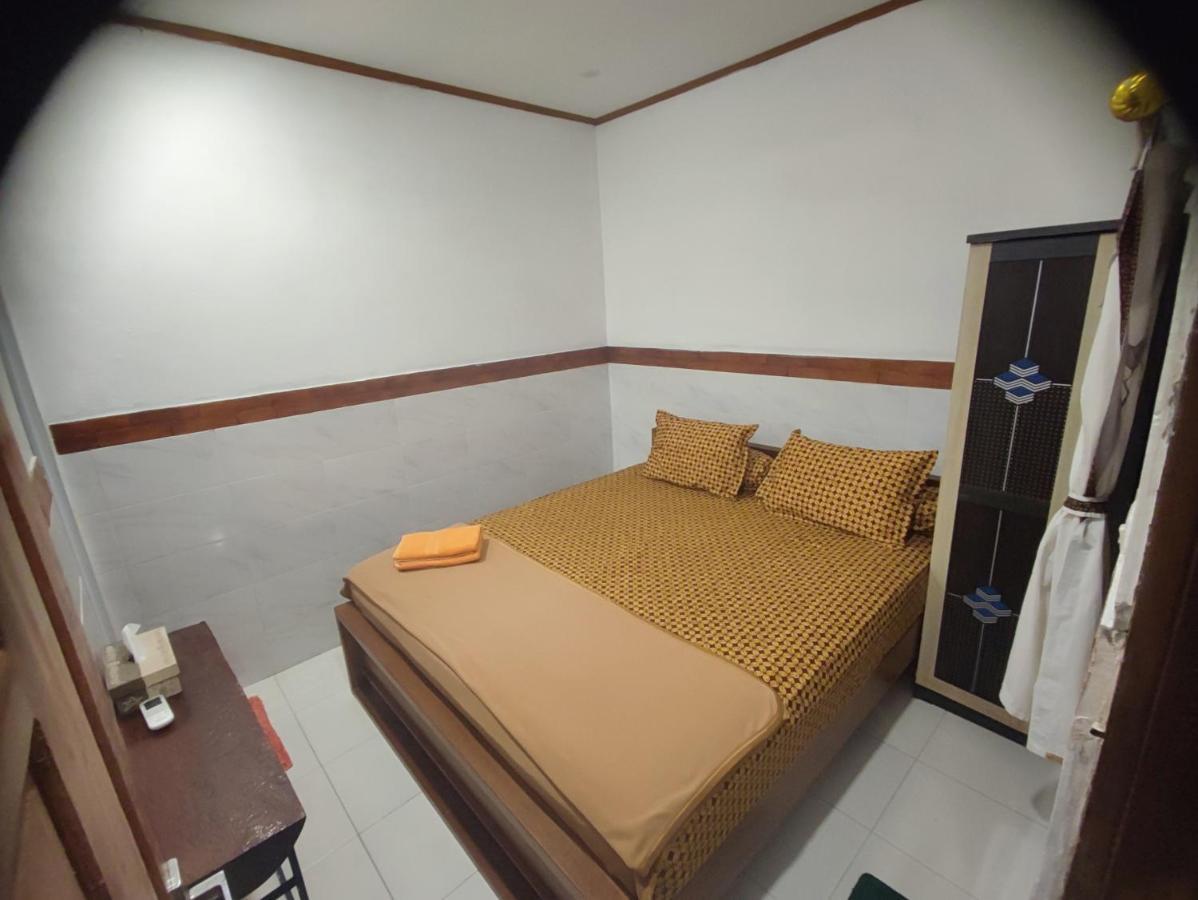 Genthong Homestay Magelang Exterior photo